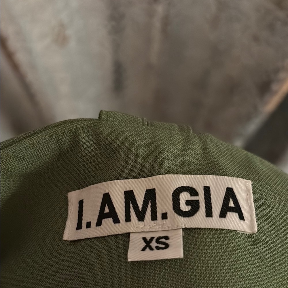 I AM GIA top and pants set - Picture 4 of 9
